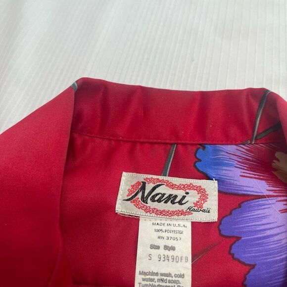 Nani Of Hawaii VTG Red Button Up Shirt Size Small - Picture 2 of 5